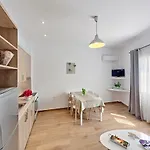 Aeolia Апартаменты