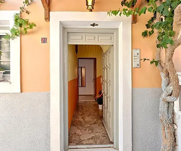 Apartment Aeolia Ermoupoli