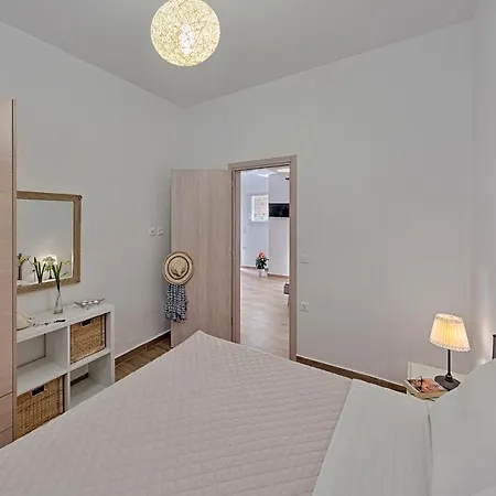 아파트 Aeolia 에르무폴리