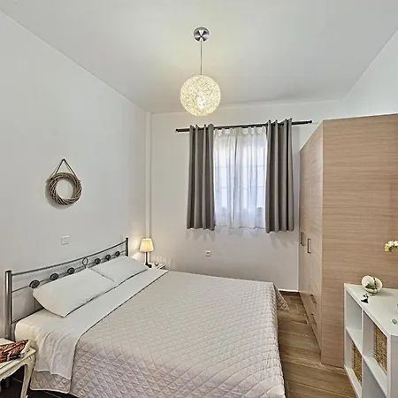 아파트 Aeolia 에르무폴리